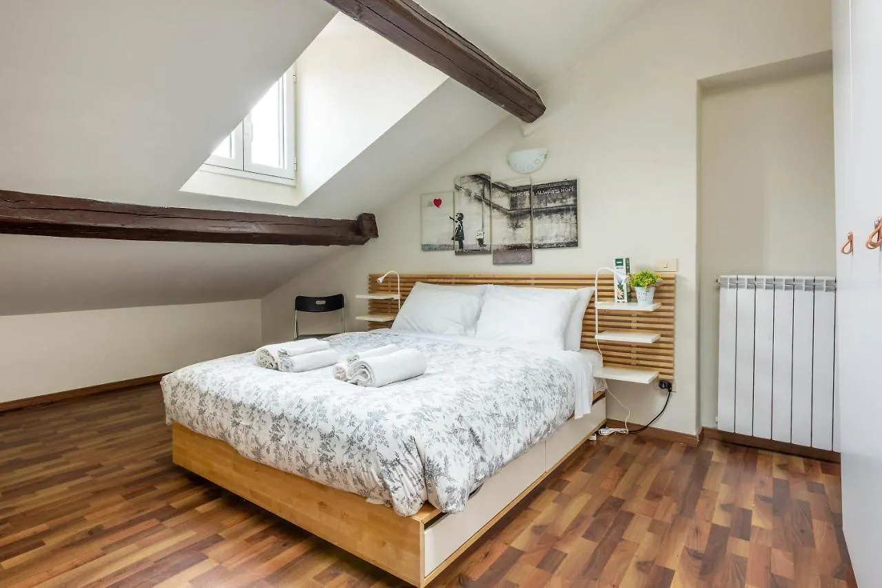 Luvi - Mantova Apartment Milan